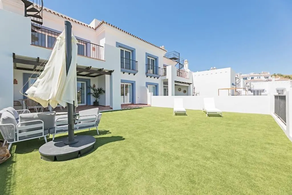 Luxury Apartment Paraiso Pueblo Estepona Spain