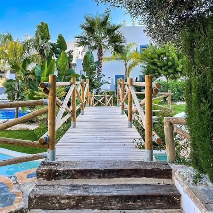 Luxury Apartment Paraiso Pueblo Estepona 0*,